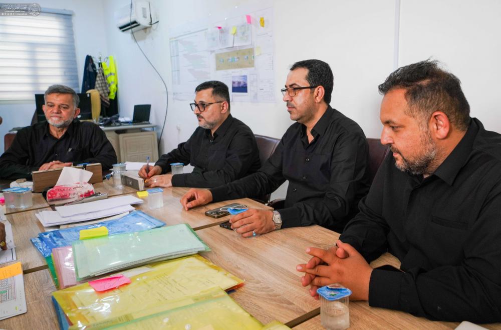 للوقوف على نسب الإنجاز والتحدّيات الفنّية .. وفد الأمانة العامّة يتابع المشاريع الهندسية في مجمّع قنبر السكني الأول والثاني