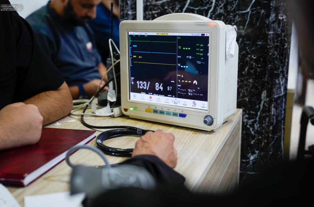 العتبة العلويّة المقدّسة .. أكثر من 300 طبيبٍ وممرّضٍ يساهمون في خدمة الزائرين بذكرى استشهاد الرسول الأعظم (ص)