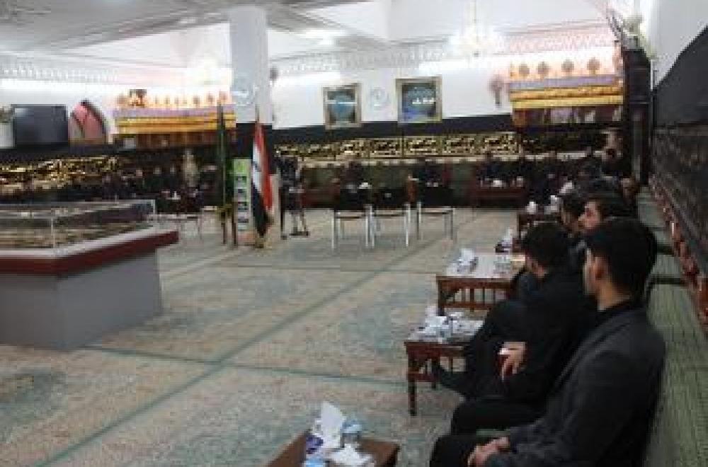 في لقاءه الاسبوعي بمنتسبي العتبة العلوية المقدسة الأمين العام ... (إذا كانت زيارة الاربعين مرتبطة على أساس ثابت من الالتزام علينا تجسيد ذلك الالتزام في معاملاتنا اليومية)