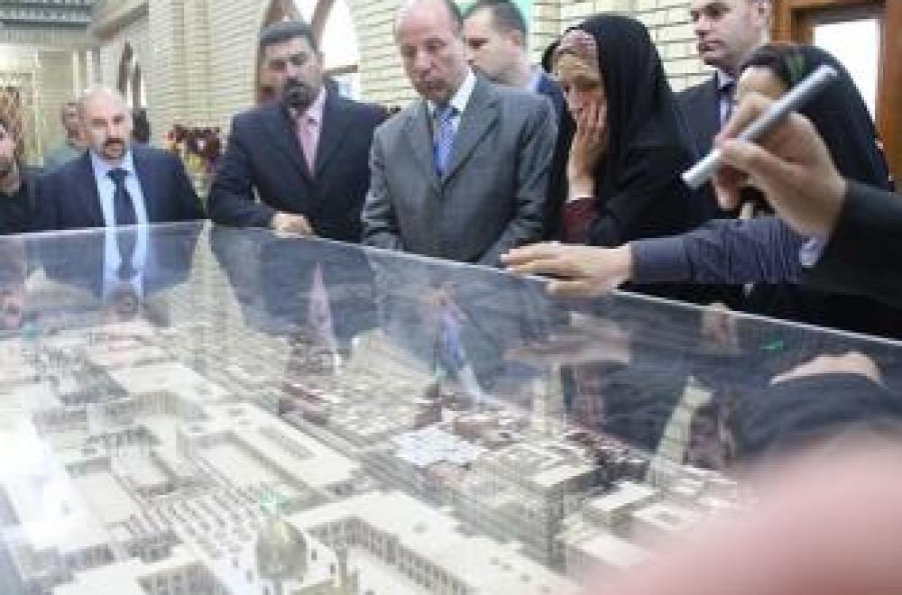 وفد من الأمم المتحدة يعرب عن إعجابه وسعادته لرؤية أعمال التوسعة والإعمار في العتبة العلوية المقدسة