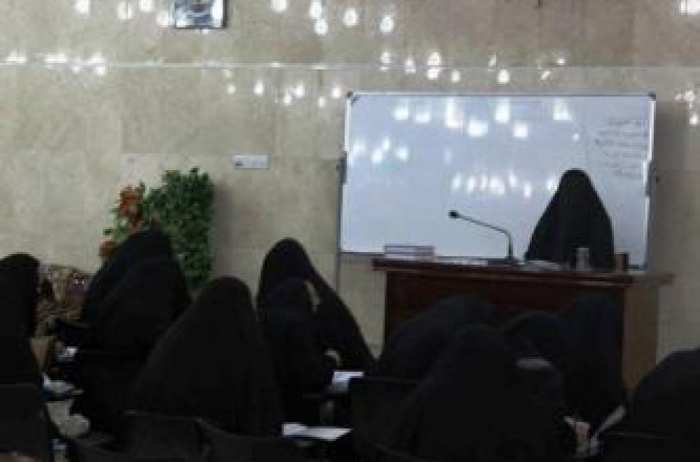 العتبة العلوية المقدسة تحتضن دورة لتطوير إمكانيات المبلغات