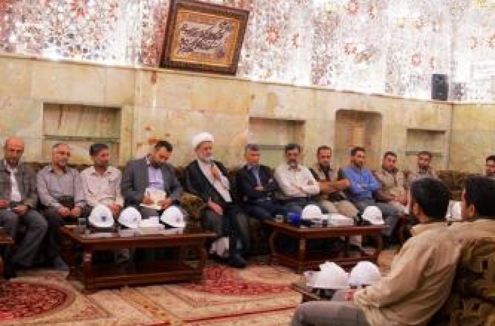 الأمين العام للعتبة العلوية المقدسة يتابع مراحل الإنجاز الجارية في مشروع صحن فاطمة الزهراء عليها السلام مع ممثلي الشركة المنفذة للمشروع