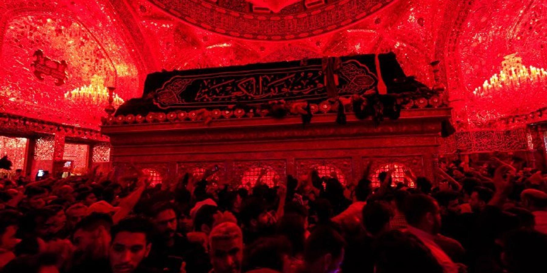 هكذا ودّع الزائرون إمامهم في يوم استشهاده (ع) ... فداك شيعتك يا أمير المؤمنين 