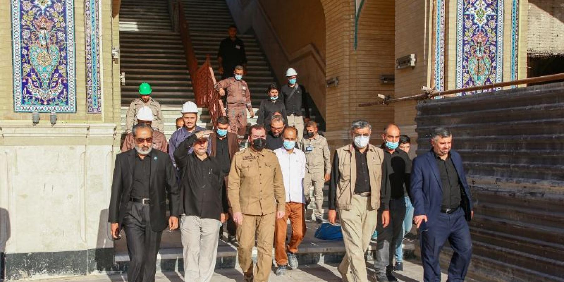 اللجنة العليا لزيارة الأربعين في العتبة العلوية المقدسة تباشر بتهيئة أرجاء صحن فاطمة (ع) لخدمة الزائرين الوافدين أيام المناسبة – تقرير معزز بالصور -