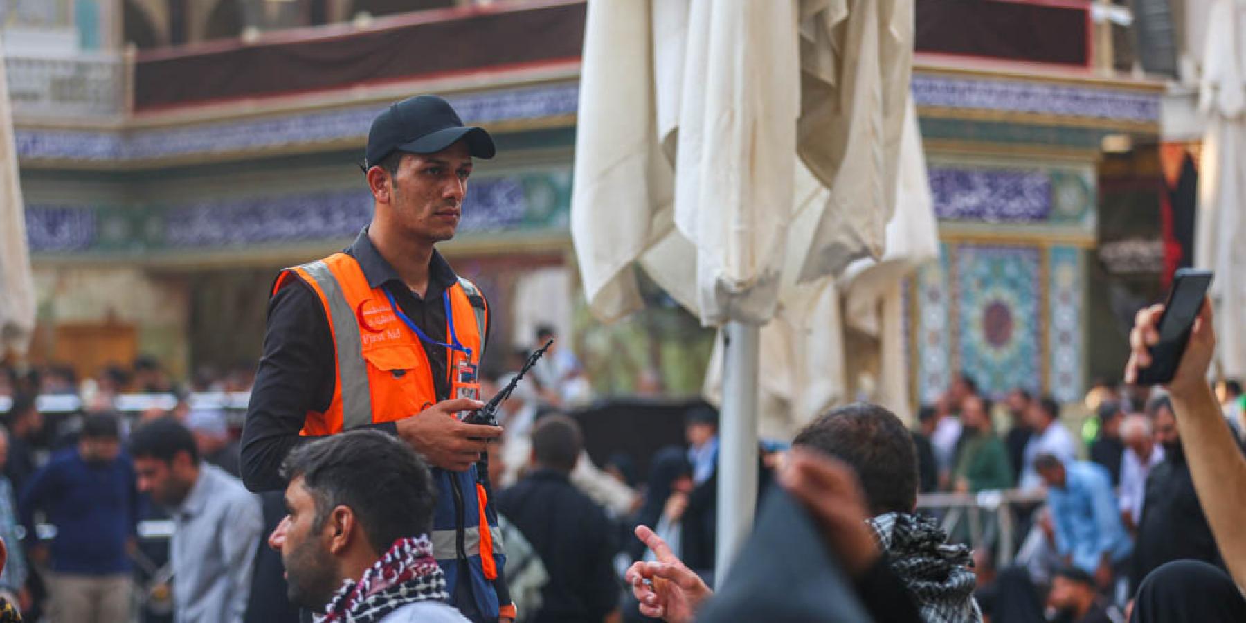 العتبة العلوية المقدسة : ألفا متطوع تشرفوا بتقديم الخدمات للزائرين بمناسبة رحيل الرسول (ص) 