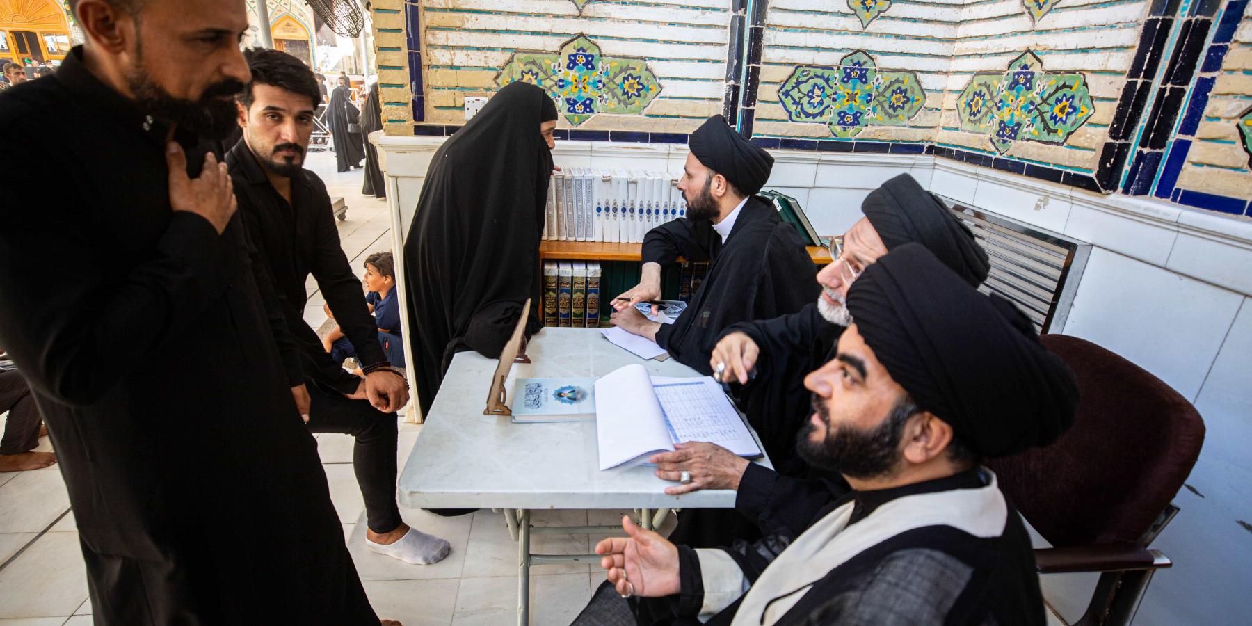 محطات الإجابة عن الأسئلة الشرعية الخاصة بزيارة أمير المؤمنين (عليه السلام)