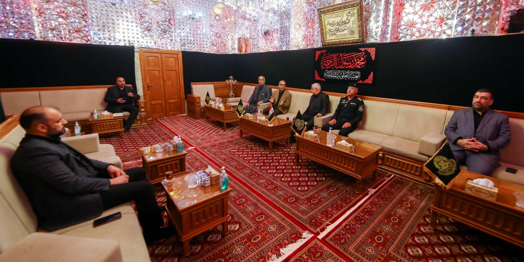 قسم العلاقات العامة يستقبل مختلف الوفود الرسمية بمناسبة ذكرى رحيل سيد الكائنات والرسل النبي محمد صلى الله عليه وآله وسلم) 