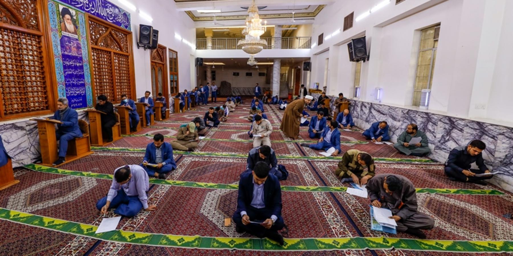 قسم الشؤون الدينية يختتم دورة فقهية خاصة بالمنتسبين 