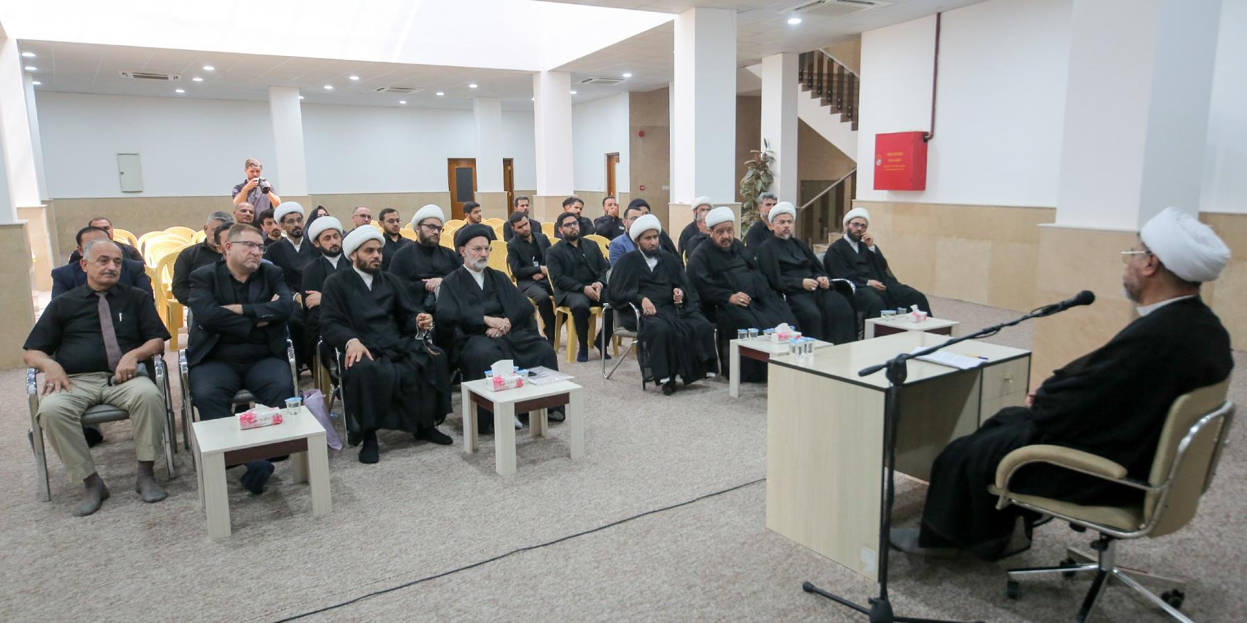 العتبة العلوية المقدسة تقيم ندوة عقائدية حول  الإمام الحسين (عليه السلام)