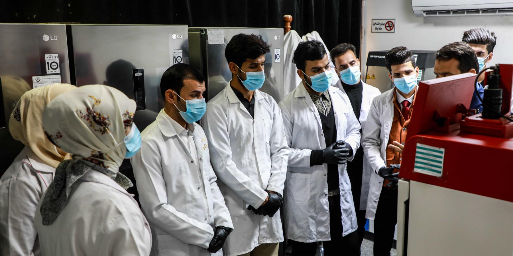مركز الأمين للأبحاث والتقانات الإحيائية في العتبة العلوية المقدسة يستقبل وفداً من طلبة جامعة القاسم (عليه السلام)   