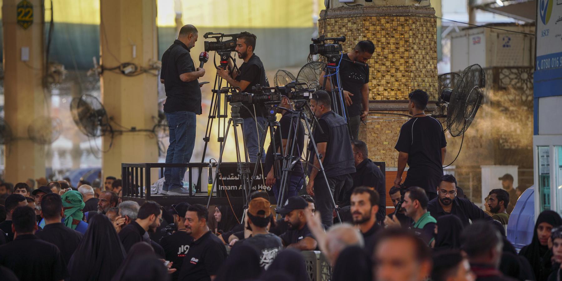 قسم الإعلام في العتبة العلوية المقدسة يشرع بتطبيق خطّته الخاصة في ذكرى رحيل النبي الأكرم (ص) 