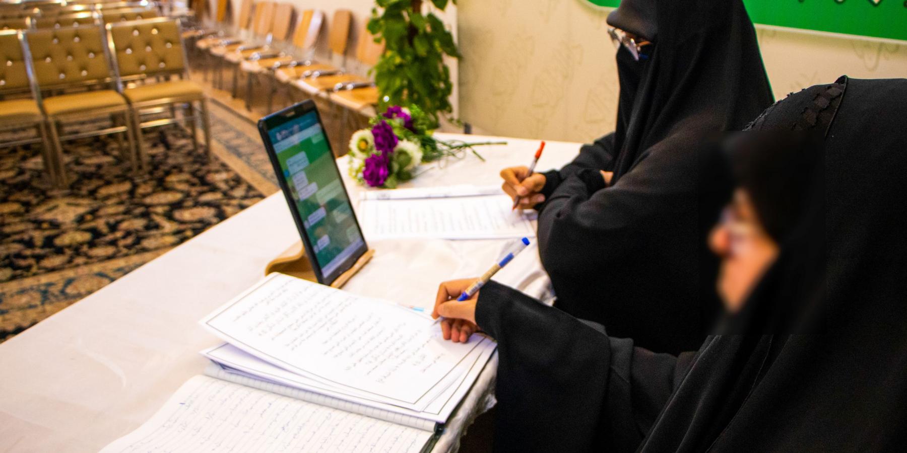 بمشاركة 200 مُتسابِقة..دار القرآن الكريم النسوية تُنظّم المنافسات التمهيدية للمسابقة التفسيرية الوطنية. 