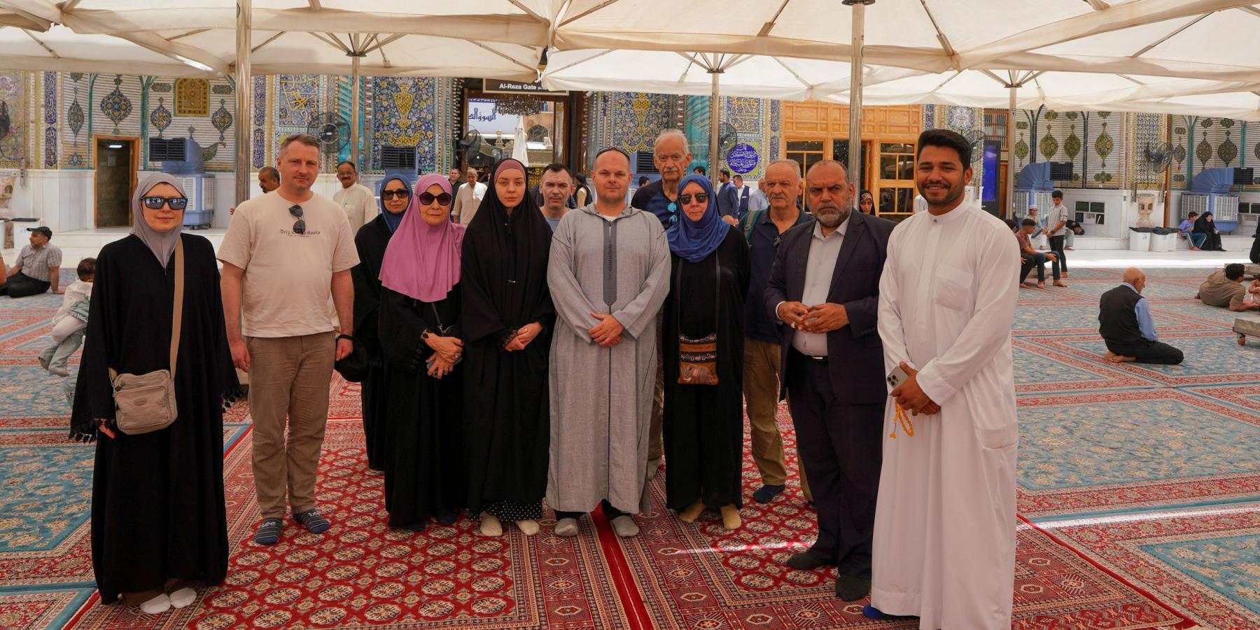 وفد بولندي يطّلع على الإرث الديني والحضاري في العتبة العلويّة المقدّسة  
