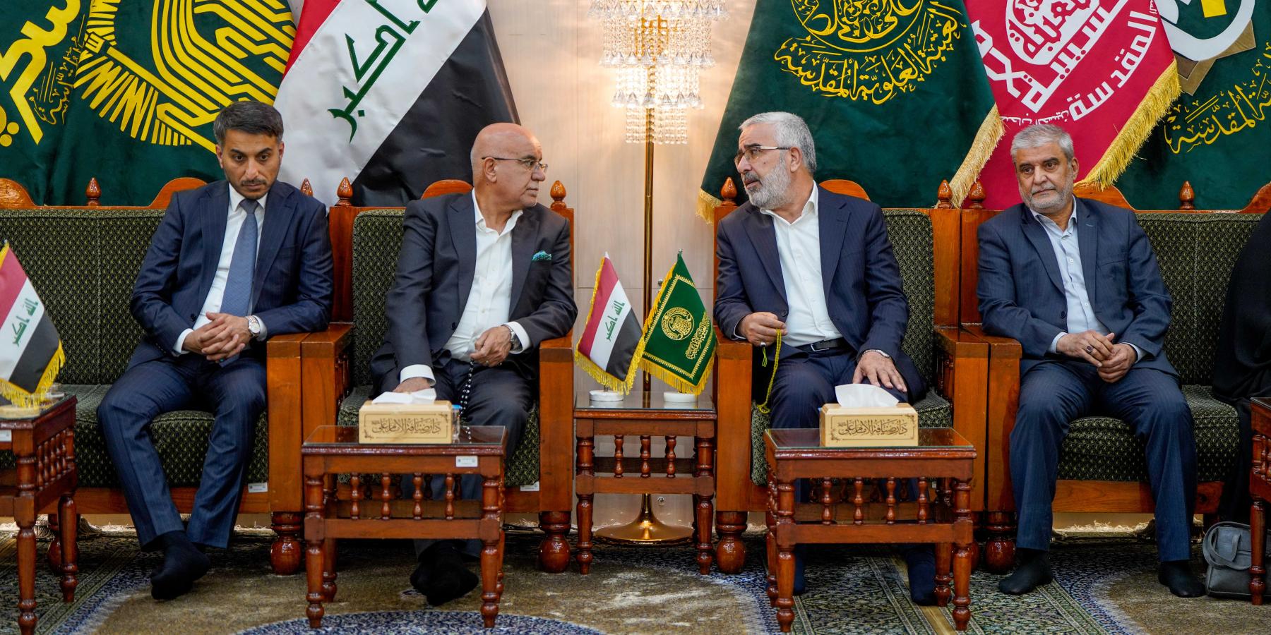 الإشادة بالخدمات الطبية المُقدَّمة للزائرين .. الأمين العام للعتبة العلوية المقدسة يستقبل وزير الصحة 