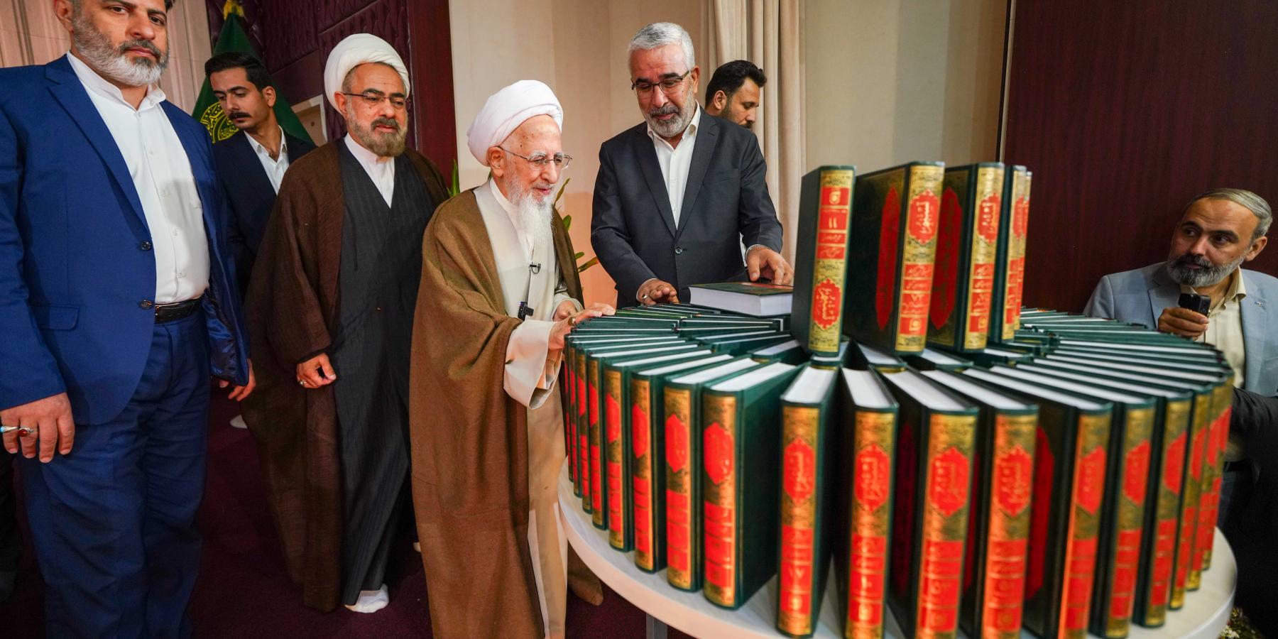 بحضور علمائي وأكاديمي .. العتبة العلوية المقدسة تحتفي بالمرجع الديني آية الله الشيخ عبد الله جوادي آملي