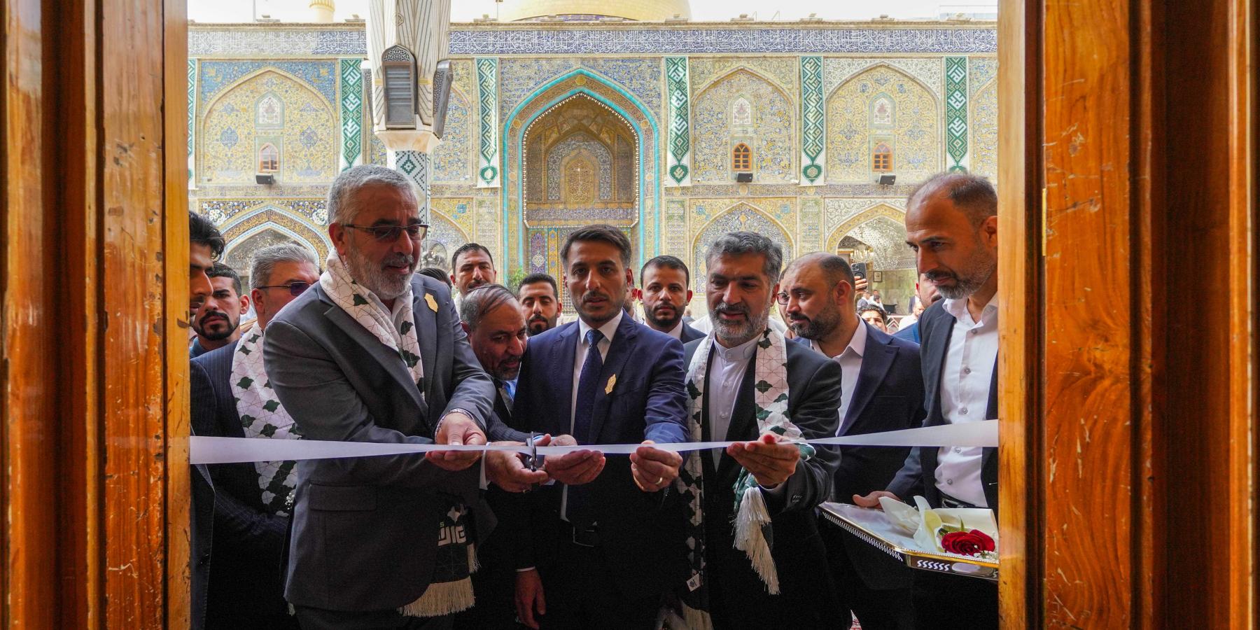 ضمن فعاليات أسبوع عيد الغدير .. الأمين العامّ يفتتح معرض المصاحف المخطوطة النفيسة