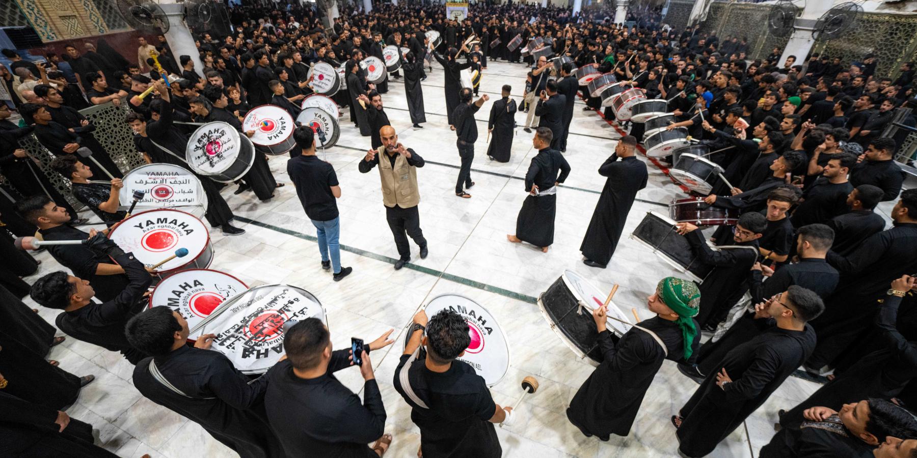 العتبة العلويّة المقدّسة تقدّم خدماتها لأكثر من 2000 موكب حسيني وتؤمّن انسيابية المسير داخل المدينة القديمة
