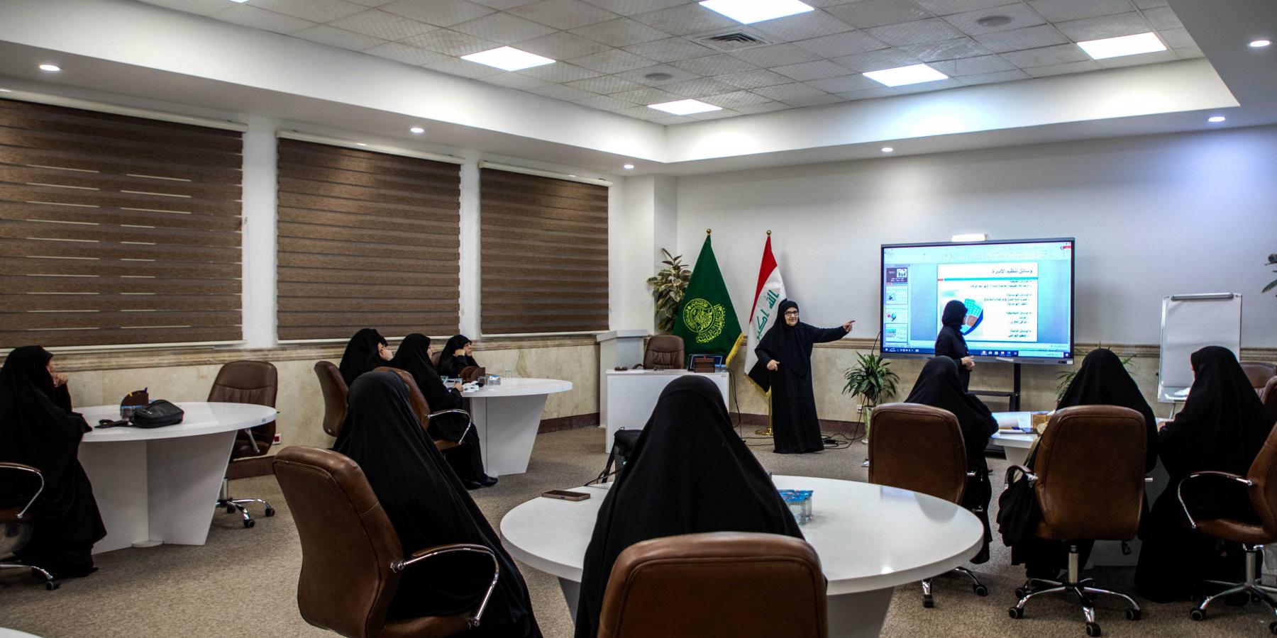تعزيز الوعي الصحّي عبر برنامج تدريبي متكامل لخادمات العتبة العلويّة المقدّسة 