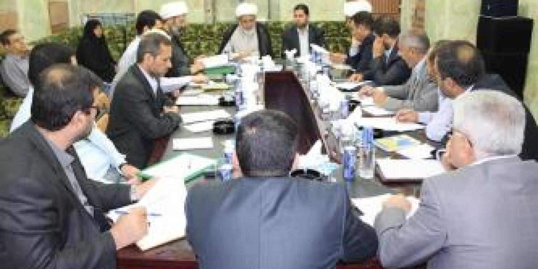 خلال ترأسه للإجتماع الأسبوعي للهيئة التنفيذية ... الأمين العام العتبة العلوية المقدسة يؤكد على ضرورة التكاتف من اجل النهوض بالأعمال المناطة بكوادر العتبة العلوية المقدسة بما يسهم في رفع الواقع الخدمي للزائرين الكرام