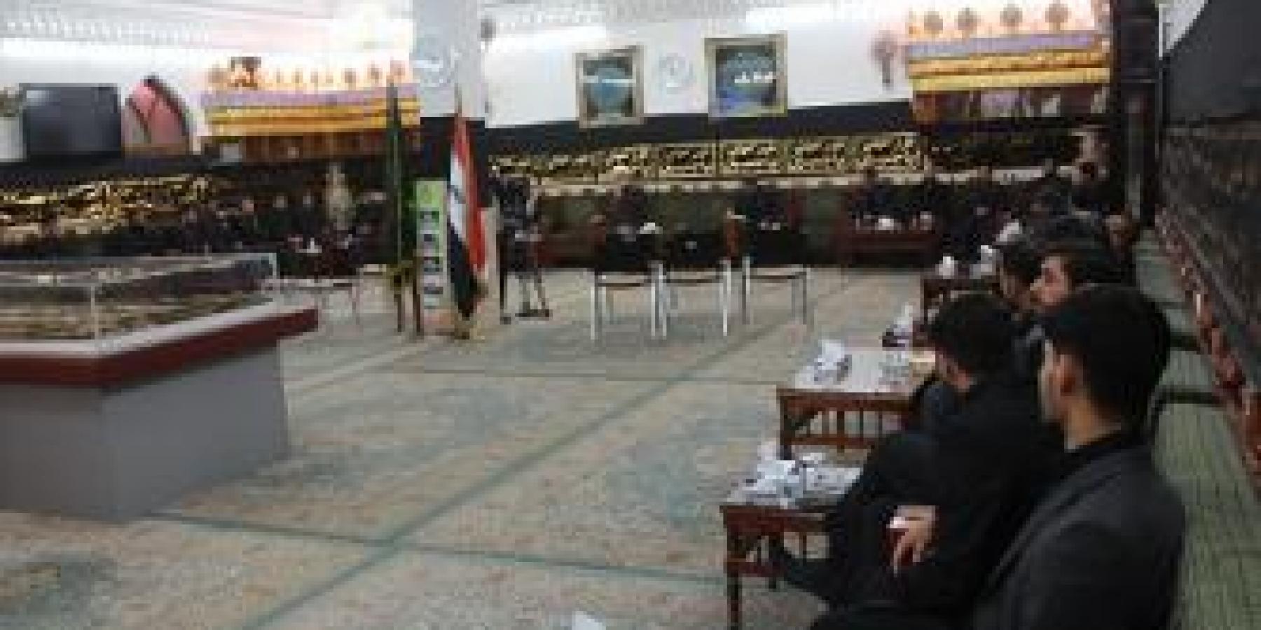 في لقاءه الاسبوعي بمنتسبي العتبة العلوية المقدسة الأمين العام ... (إذا كانت زيارة الاربعين مرتبطة على أساس ثابت من الالتزام علينا تجسيد ذلك الالتزام في معاملاتنا اليومية)
