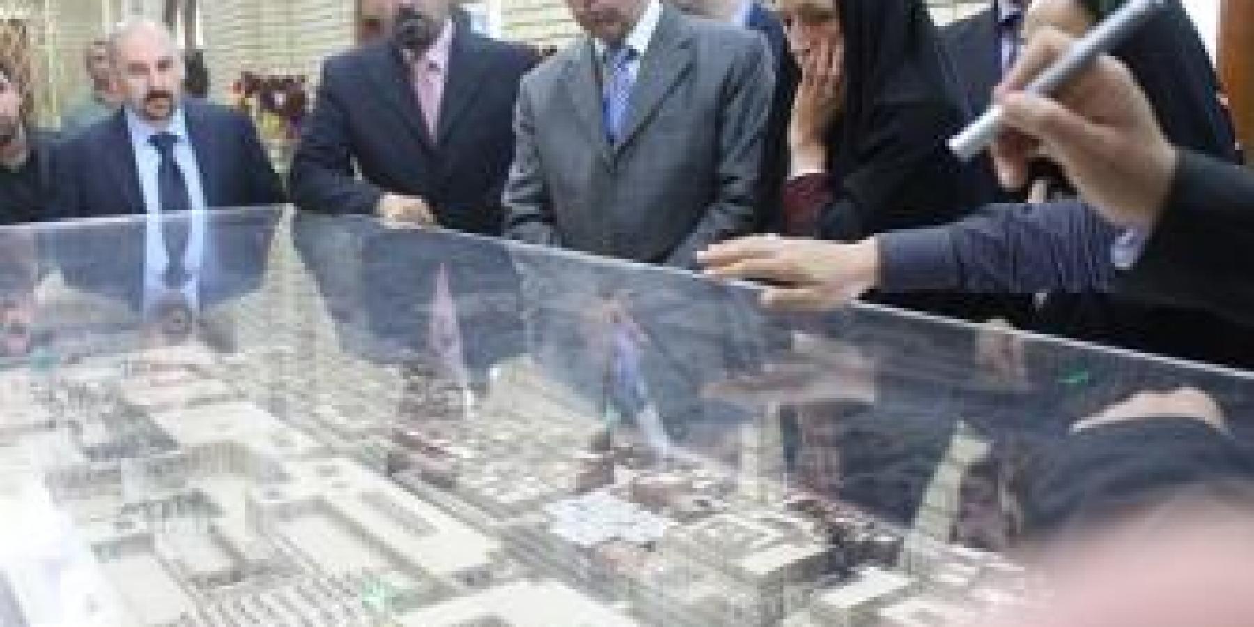 وفد من الأمم المتحدة يعرب عن إعجابه وسعادته لرؤية أعمال التوسعة والإعمار في العتبة العلوية المقدسة