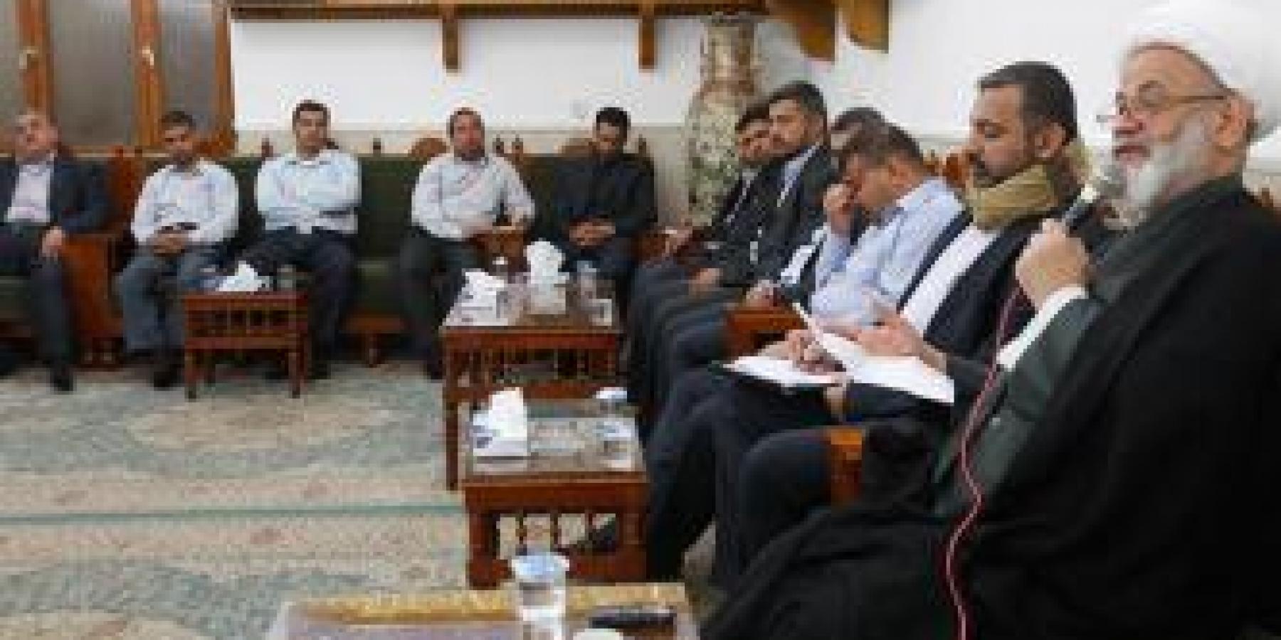 الأمين العام في لقائه الأسبوعي بمنتسبي العتبة العلوية المقدسة: (لقد شقّت الزهراء(عليها السلام) طريق الحق على طريق الباطل من خلال وصيتها ومن خلال خطبتها ومواقفها الكريمة)