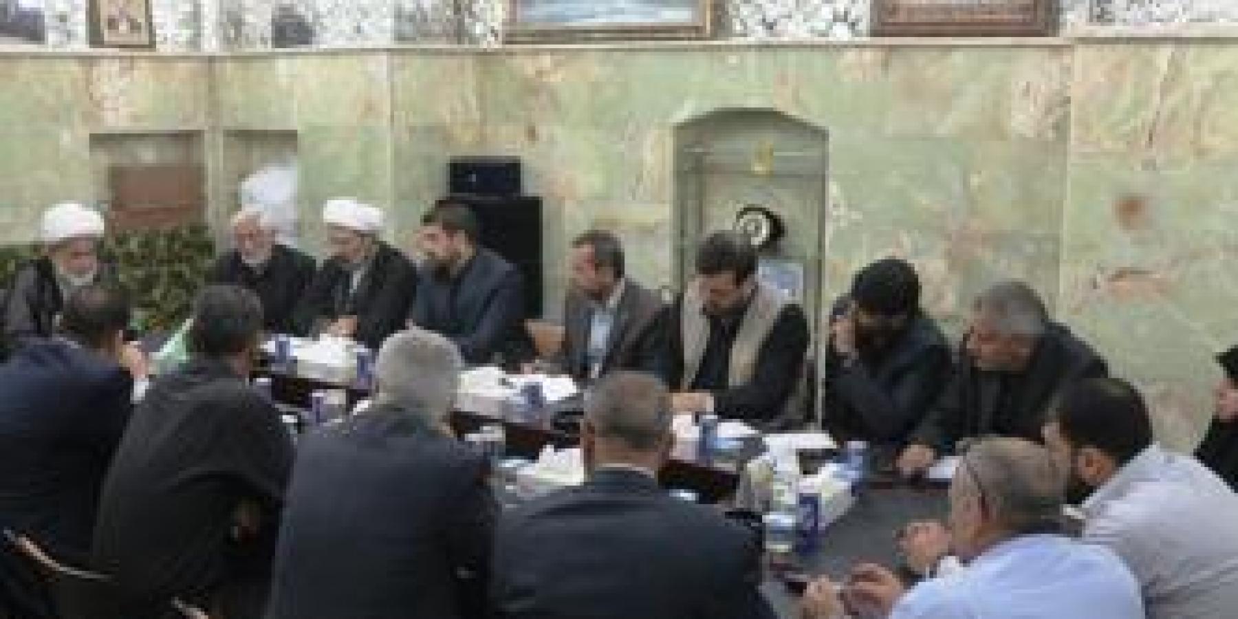 الأمين العام للعتبة العلوية المقدسة يعقد اجتماعه الأسبوعي الدوري مع رؤساء الأقسام