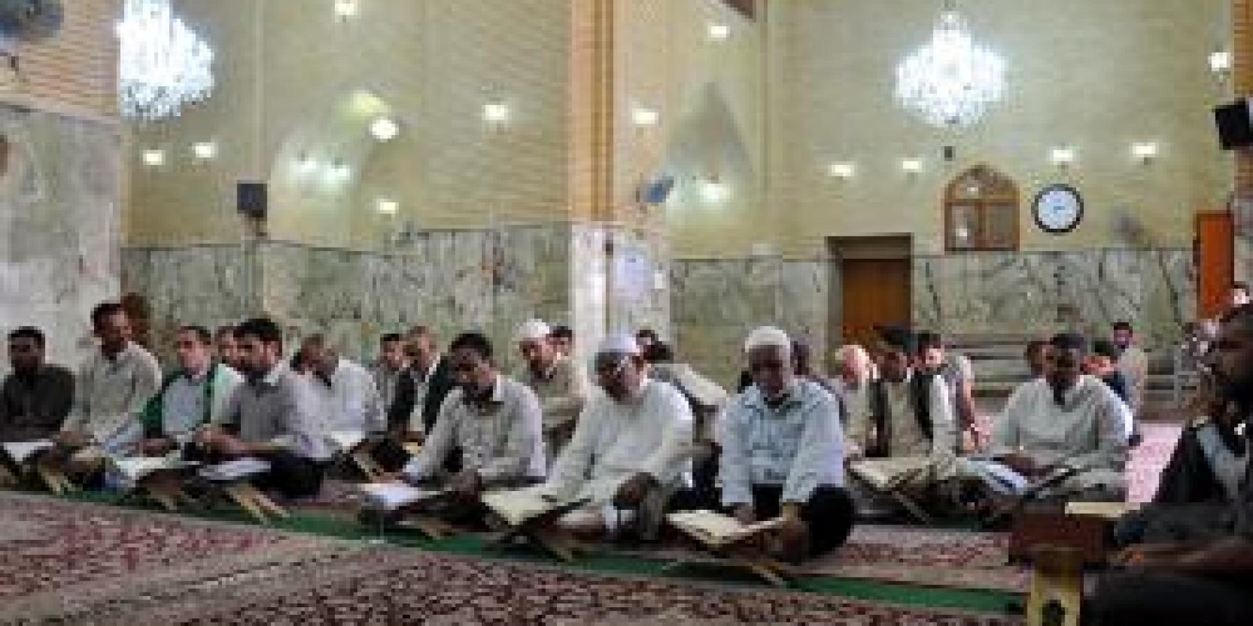 العتبة العلوية المقدسة تقيم محفلاً قرآنياً بحضور وفد دار القرآن الكريم في العتبة الحسينية المقدسة