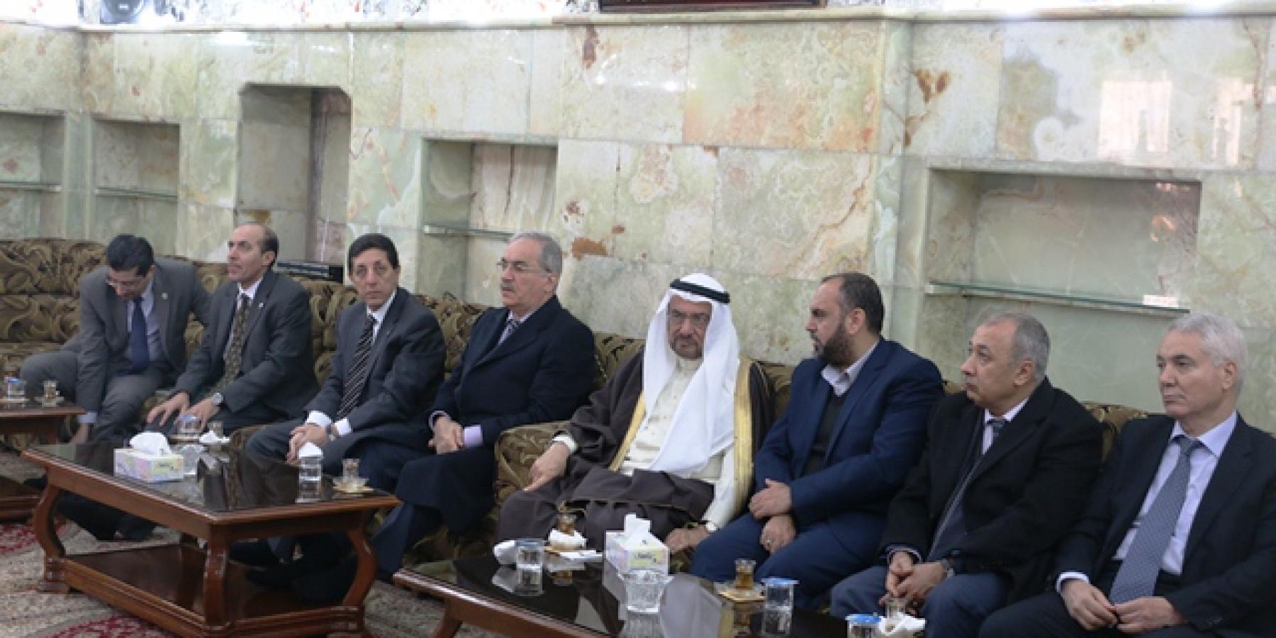الأمين العام لمنظمة التعاون الإسلامي يؤكد أن زيارة العتبة العلوية المقدسة خطوة في طريق توحيد الكلمة 