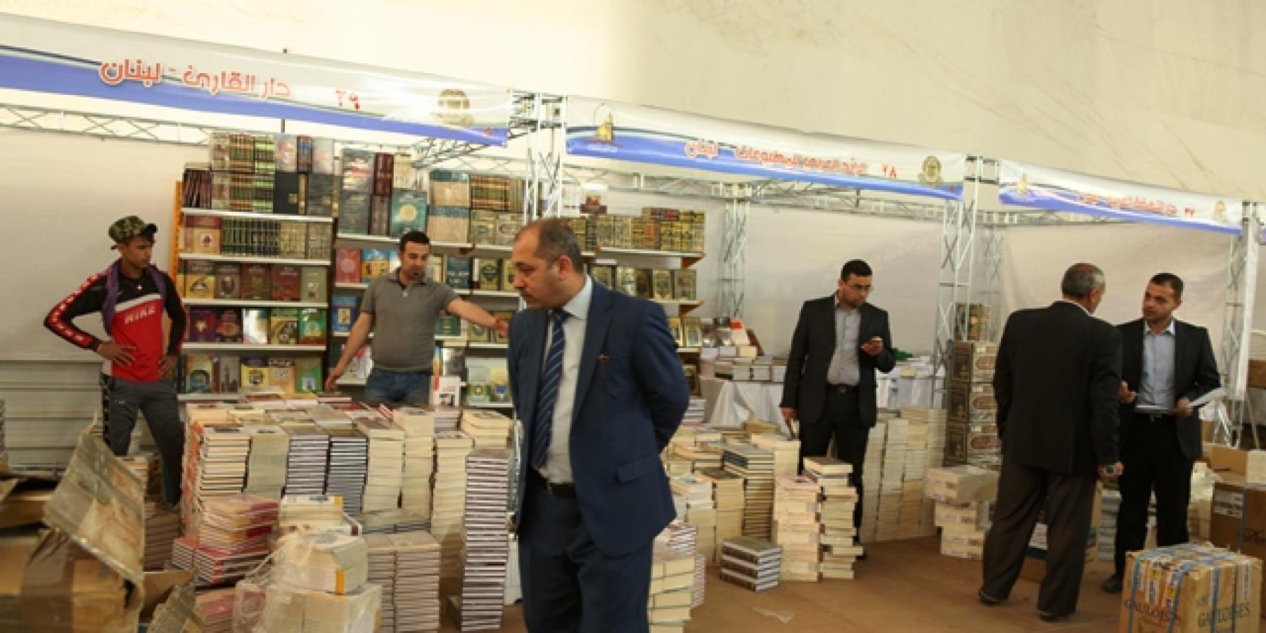 تواصل الاستعدادات اللازمة لتهيئة مساحات واجنحة معرض الكتاب الدولي السابع المقام برعاية العتبة العلوية المقدسة