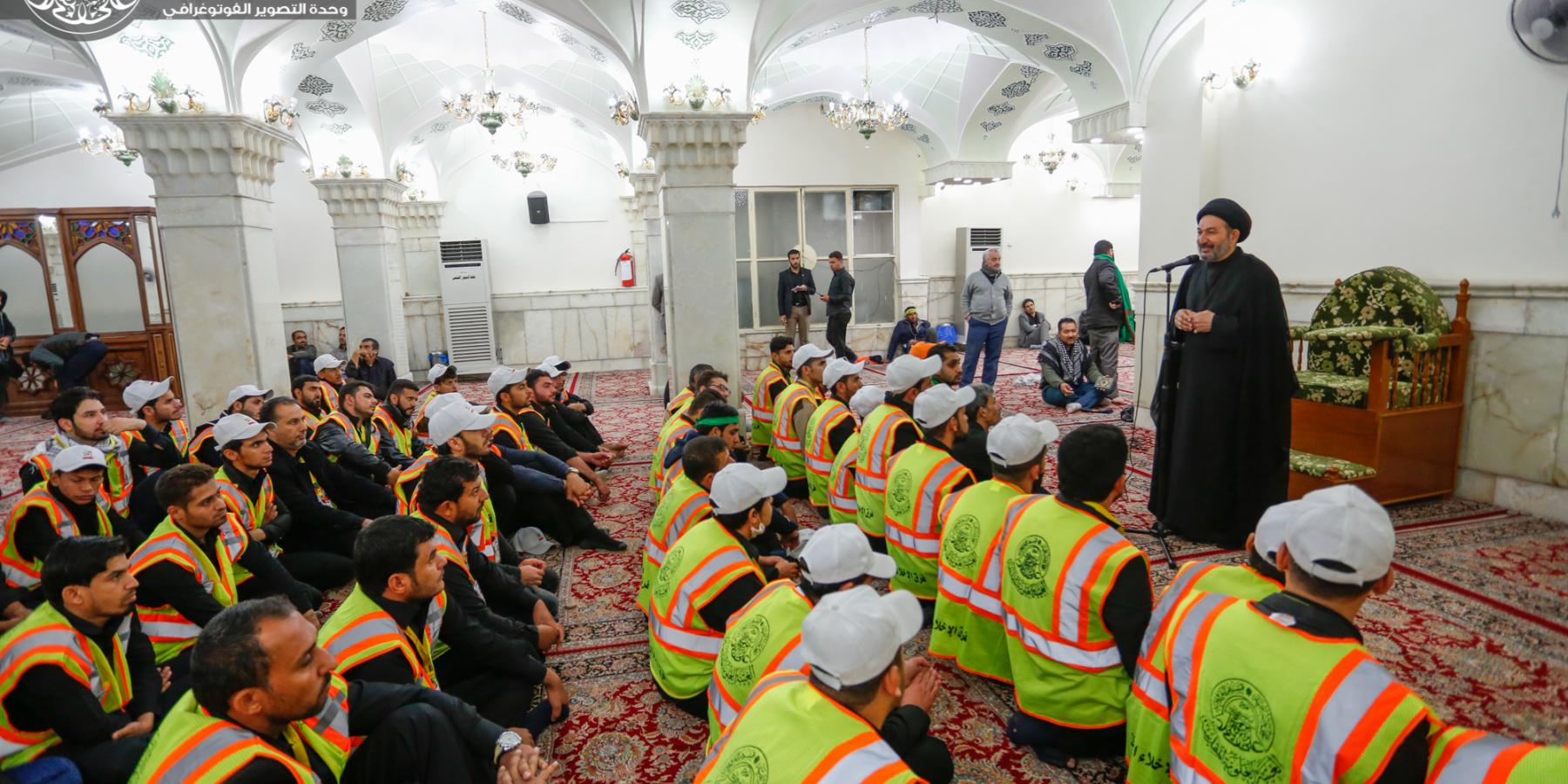 الأمين العام للعتبة العلوية المقدسة يثني على جهود منتسبي اقسام العتبة الخدمية والمتطوعين فيها خلال زيارة الأربعين ويدعو إلى الاستعداد للمناسبات القادمة