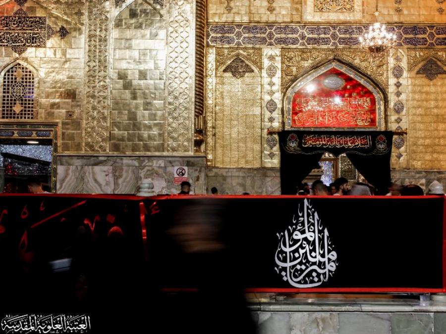 نشر معالم الحزن في رحاب مرقد أمير المؤمنين (ع) لإحياء ذكرى شهادته الأليمة + صور