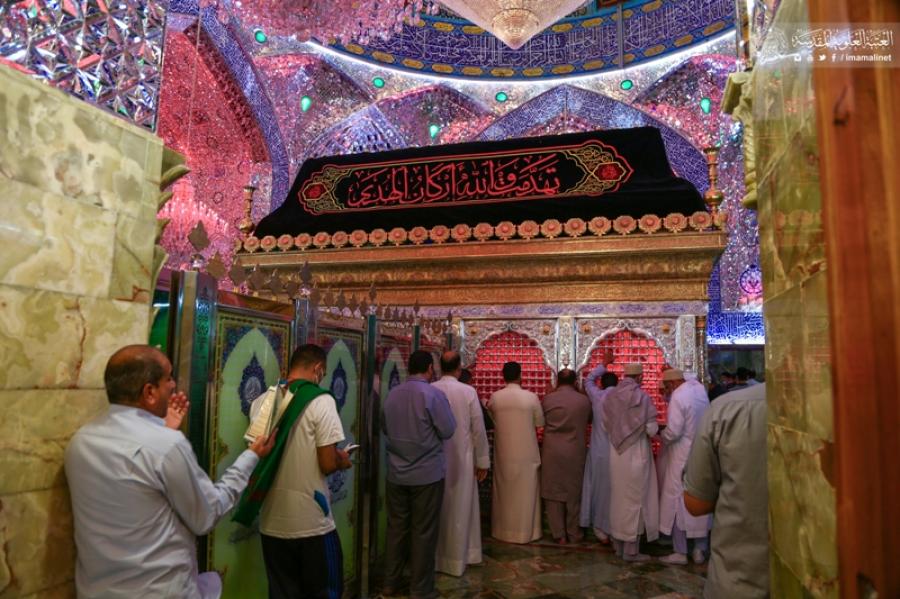 نشر معالم الحزن في رحاب مرقد أمير المؤمنين (ع) لإحياء ذكرى شهادته الأليمة + صور
