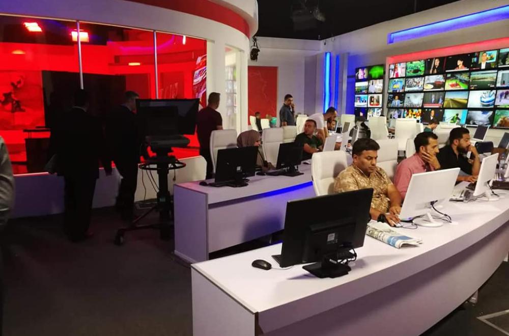 وفد من إعلام العتبة العلوية يطلع على عمل المواقع الإنتاجية والفنية في شبكة الإعلام العراقي