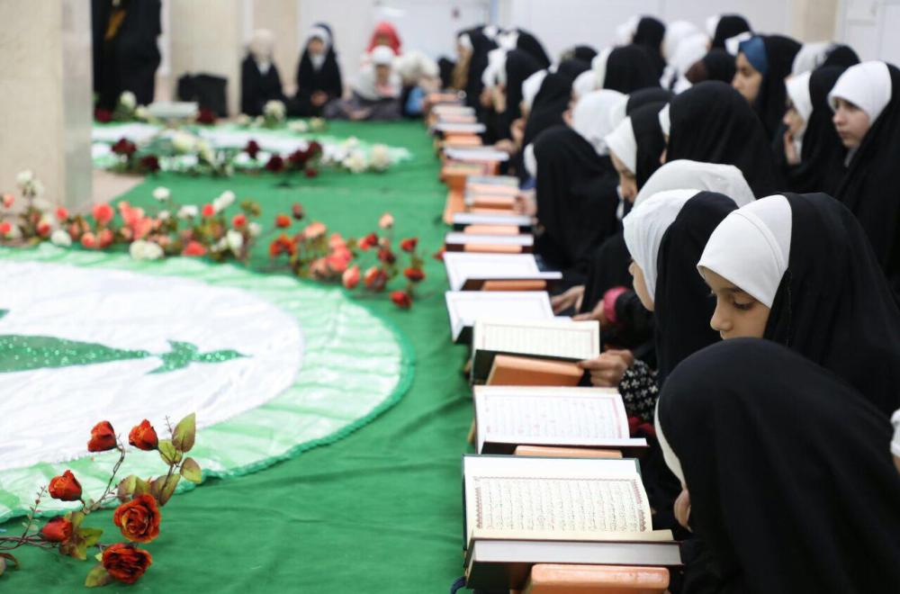 دار القرآن الكريم النسوية تقيم محفلا قرآنيا بمناسبة الولادة العطرة للعقيلة زينب (عليها السلام)  