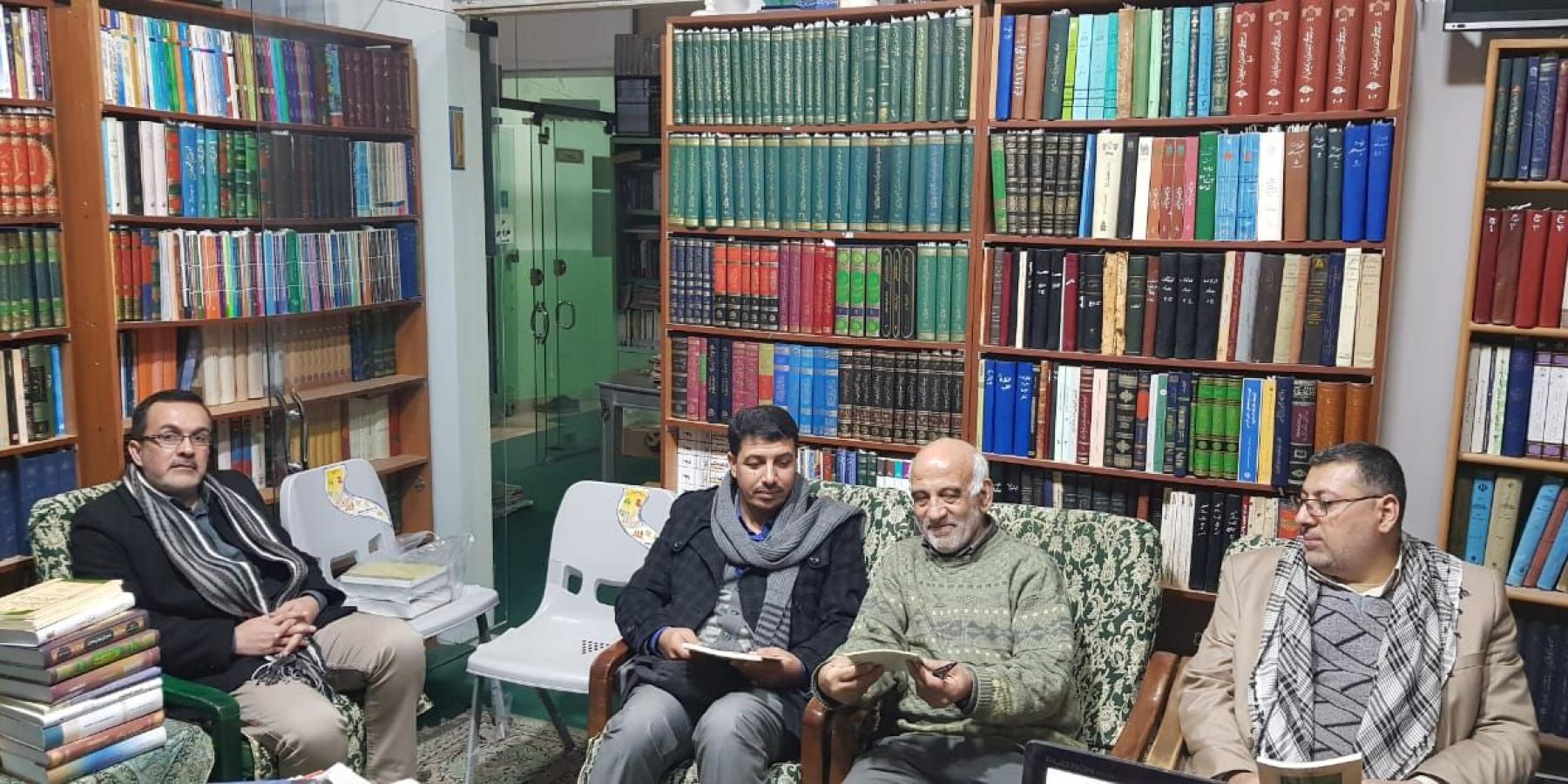 وفد مكتبة الروضة الحيدرية إلى الجمهورية الإسلامية الإيرانية يزور مكتبة أمير المؤمنين (عليه السلام) التخصصية