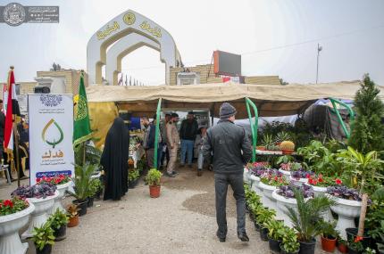 بالصور .. منتوجات (مزرعة فدك ) في متناول أيدي الوافدين الى المهرجان الطلابي الجامعي لدعم المنتوج الوطني