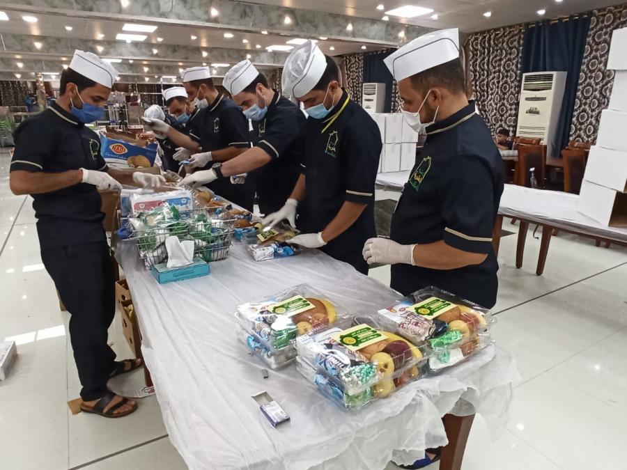 Imam Ali’s (AS) bounty project is launched to distribute meals to the patients affected by the Coronavirus and the physicians and nurses in the Iraqi provinces