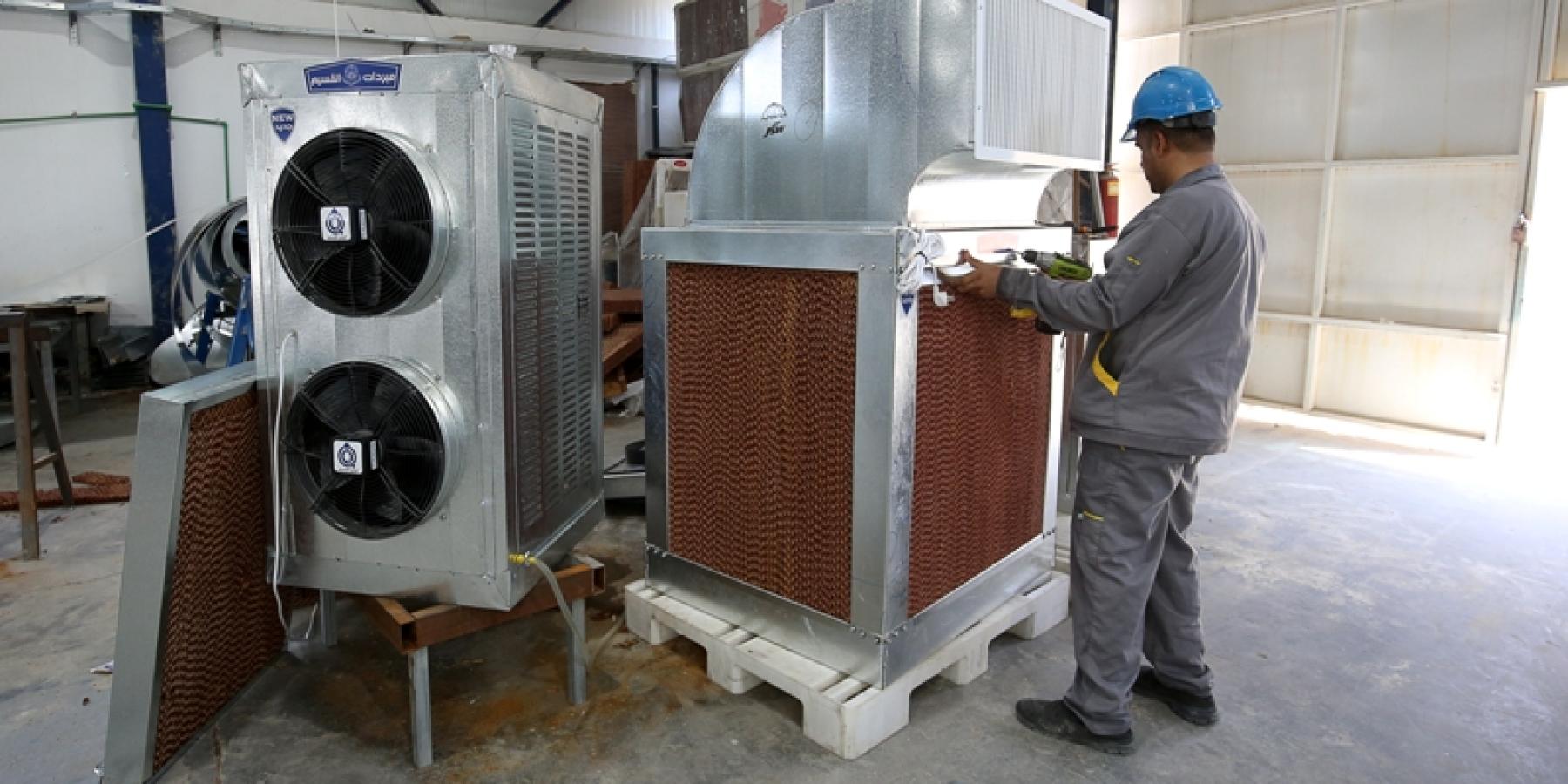 قسم التبريد والميكانيك في العتبة العلوية يعمل على تطوير صناعته من مبردات الهواء  