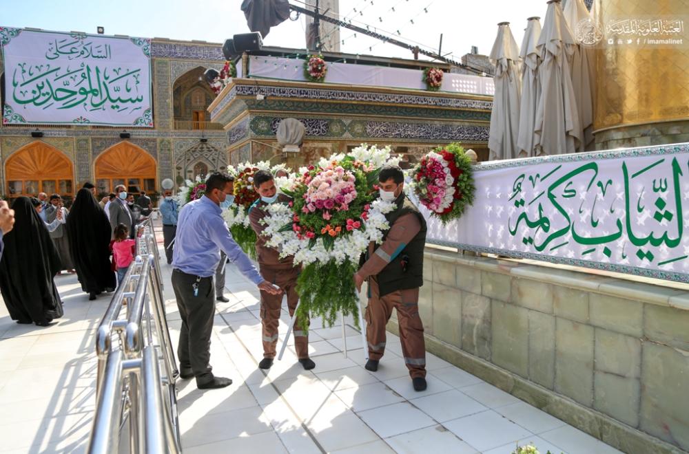 شاهد كيف يتم تحضير الآلاف من باقات الورود والأزهار استعدادا للاحتفال المرتقب بولادة أمير المؤمنين(عليه السلام )