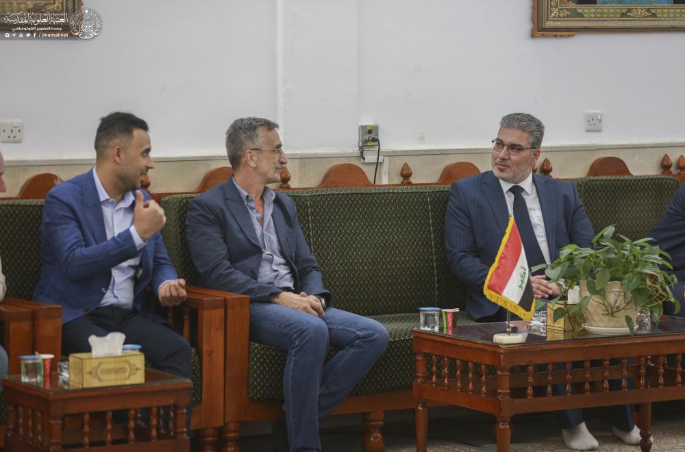 مستشار السفير الإيطالي في العراق يتشرف بزيارة العتبة العلوية المقدسة