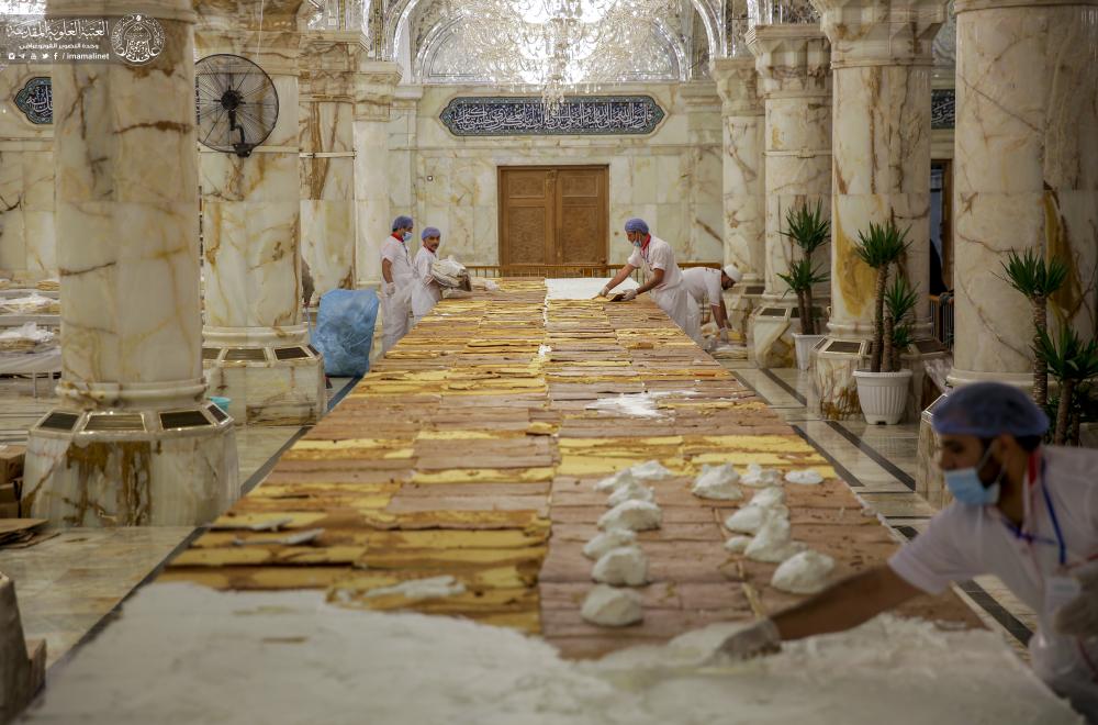 ابتهاجاً بيوم الغدير الأغر العتبة العلوية المقدسة تقدم كعكة بطول 1433 متر للزائرين الكرام