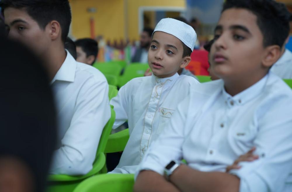 مركز المحسن لثقافة الأطفال يقيم برنامجًا تربوياً لطلبة الدورات الصيفية في أمانة مسجد الكوفة المعظم 