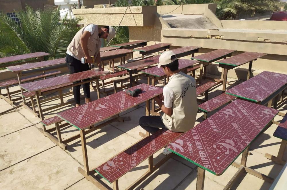 برعاية العتبة العلوية المقدسة..استمرار حملة (علي أبونا) لصيانة المقاعد الدراسية في المحافظات العراقية