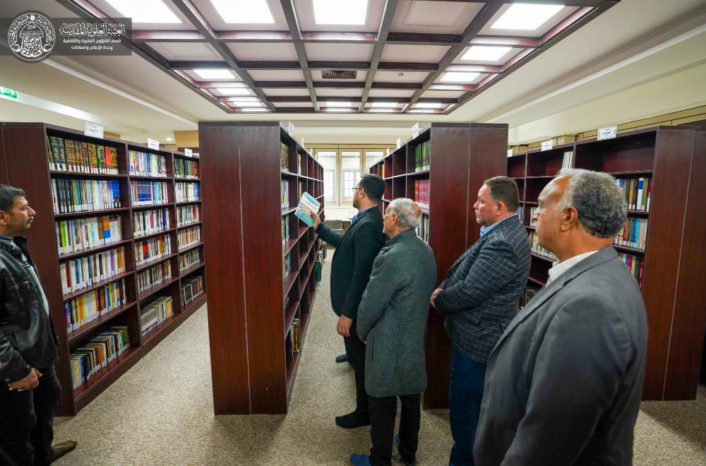 وفد من المكتبة المركزية العامة في الكوفة يزور مكتبة الروضة الحيدرية 