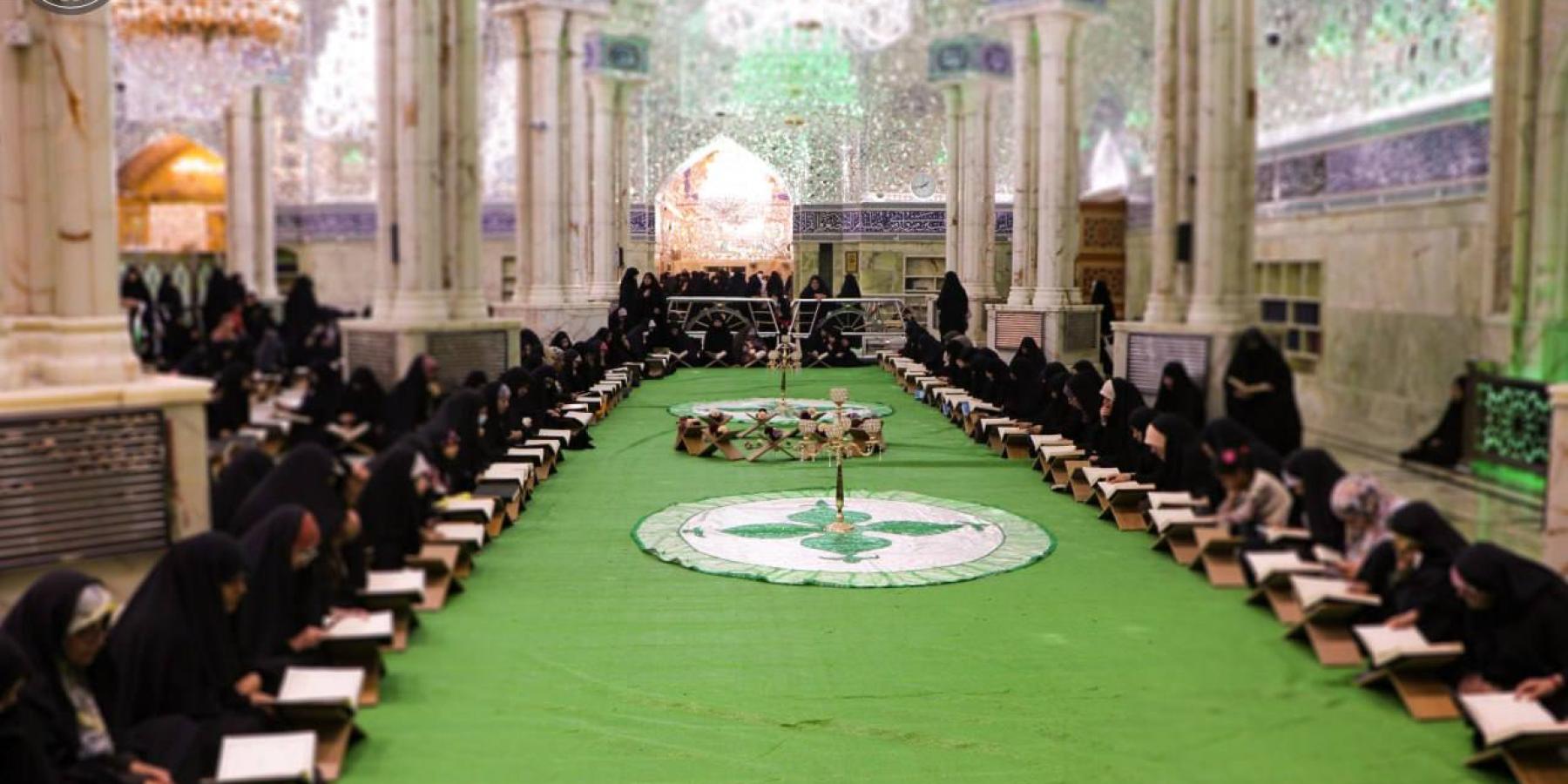 دار القرآن الكريم النسوية تباشر بجلساتها القرآنية  في رحاب مرقد أمير المؤمنين (ع)