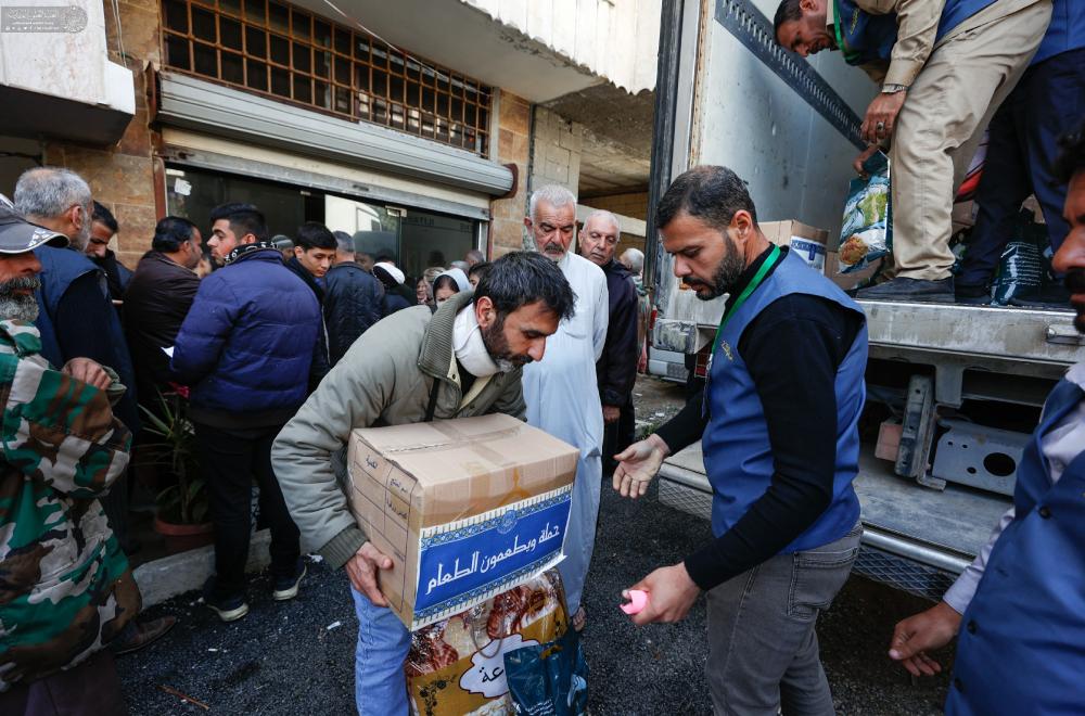 حملة (ويطعمون الطعام) تباشر بتوزيع المساعدات الإغاثية على العوائل المتضررة من الزلازل في سوريا 