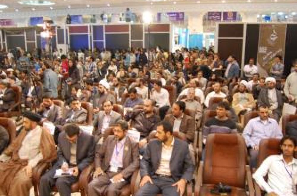 أدارة معرض طهران الدولي الخامس للاعلام الرقمي تكرم جناح العتبة العلوية المقدسة