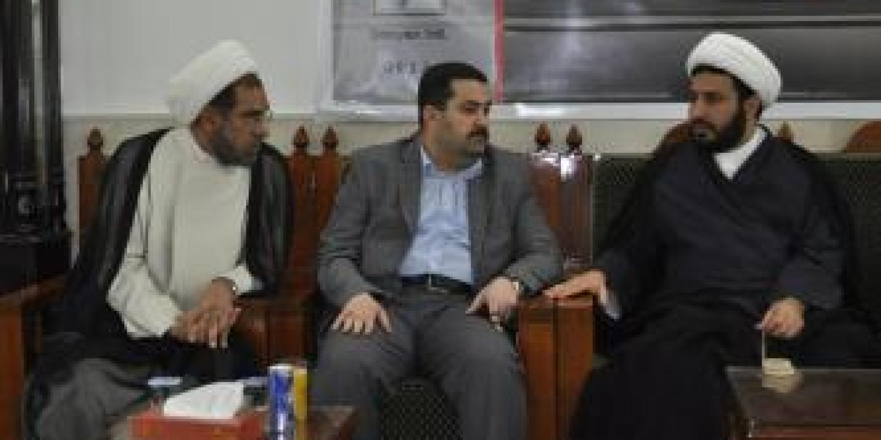 وزير حقوق الإنسان ونائب رئيس ديوان الوقف الشيعي يتشرفان بزيارة العتبة المقدسة