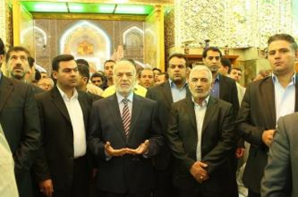 رئيس التحالف الوطني العراقي يتشرّف بزيارة العتبة العلوية المقدسة